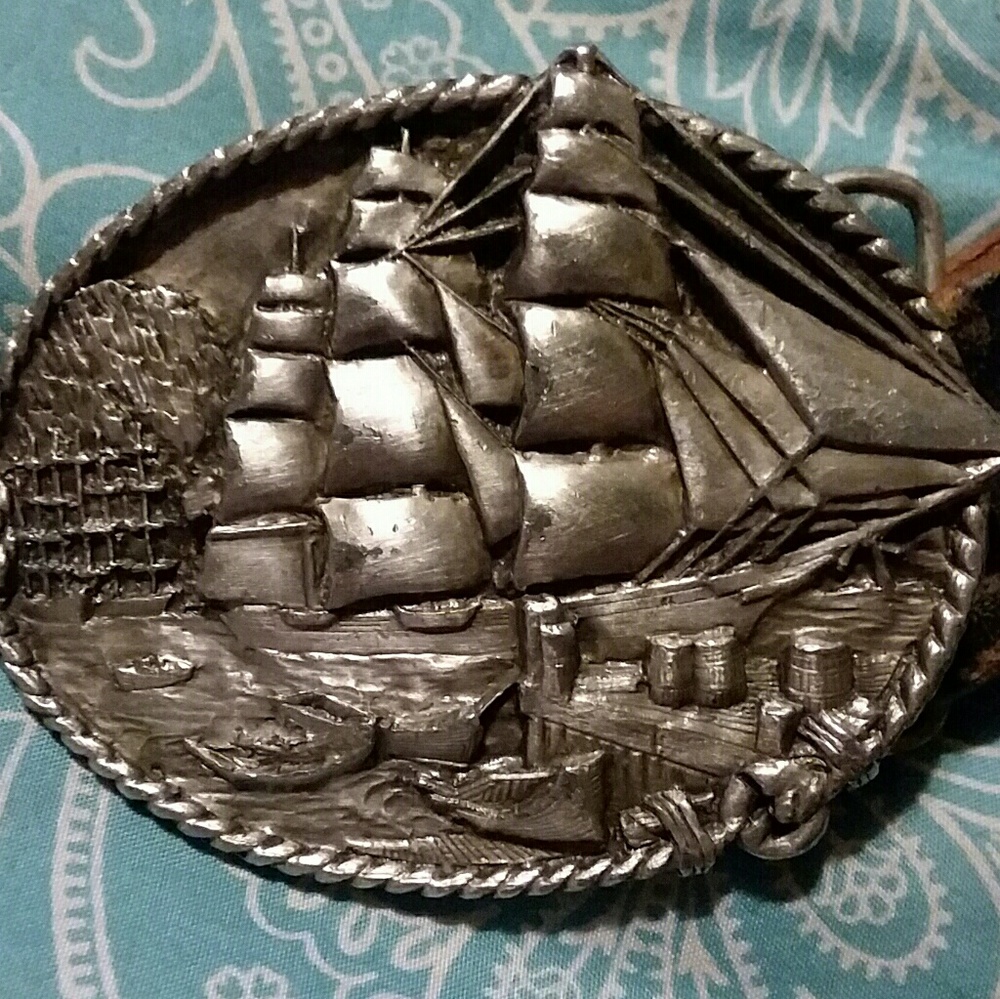 Solid pewter belt buckle